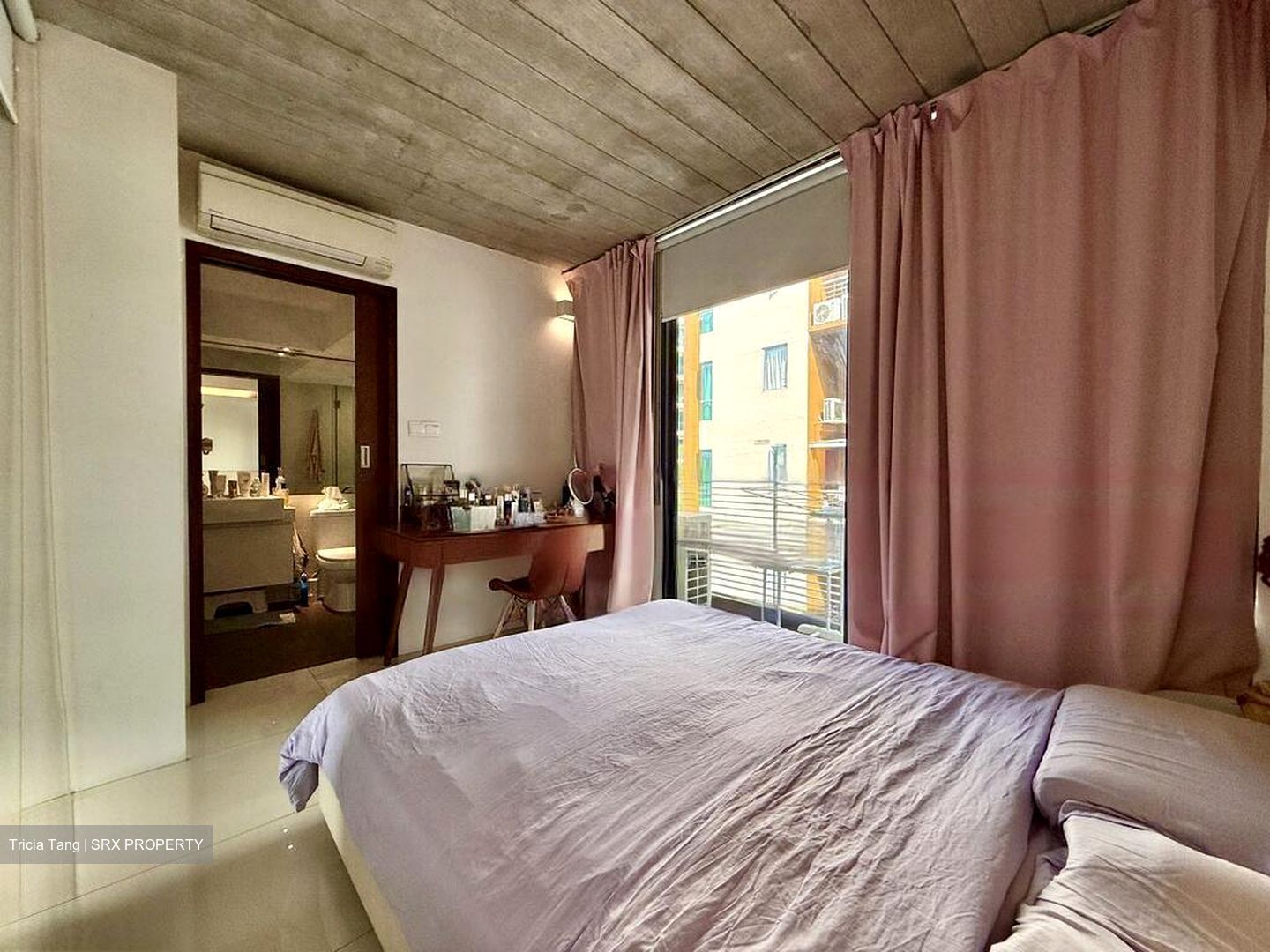 Two8one Studio (D9), Apartment #455771331